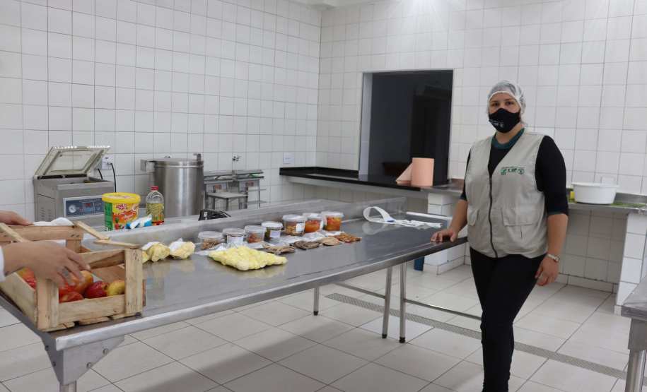 Banco de Alimentos da Ceasa Paraná reaproveita mais de 2 milhões de hortigranjeiros.foto Karin Jaqueline de Paula/Ceasa