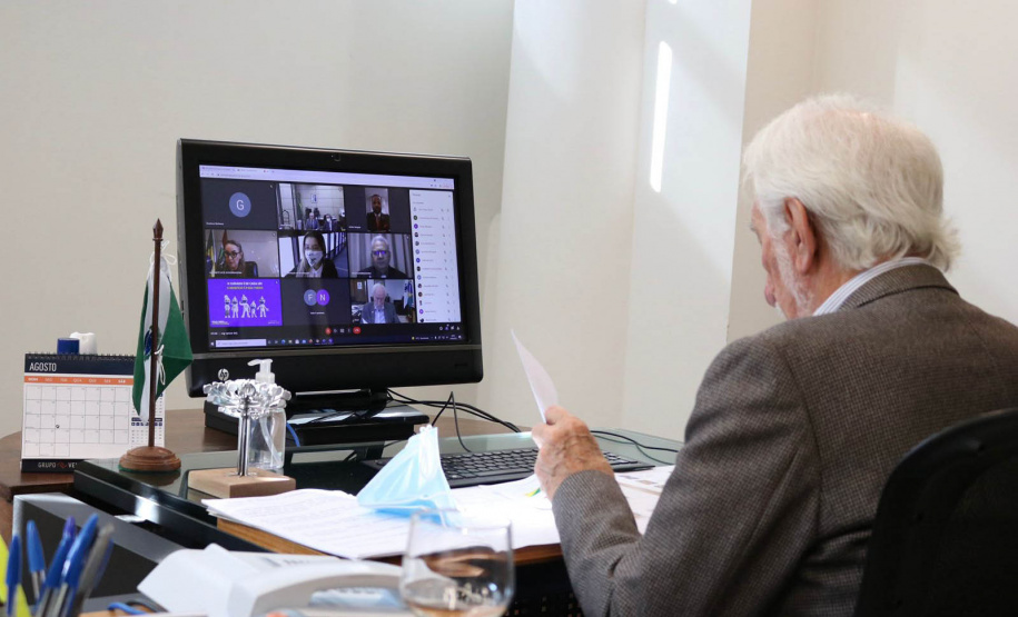 Vice-governador Darci Piana, participa da reunião mensal do Fórum de Vice-Governadores, realizada nesta quarta-feira (18), de forma online.  -  Curitiba, 18/09/2021  -  Foto: Camila Tonett/Vice-Governadoria