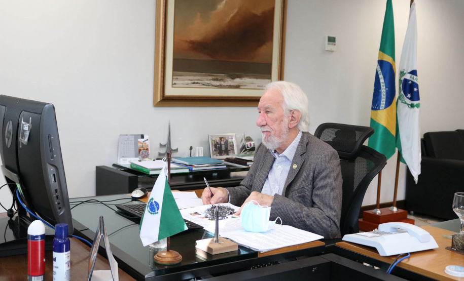 Vice-governador Darci Piana, participa da reunião mensal do Fórum de Vice-Governadores, realizada nesta quarta-feira (18), de forma online.  -  Curitiba, 18/09/2021  -  Foto: Camila Tonett/Vice-Governadoria