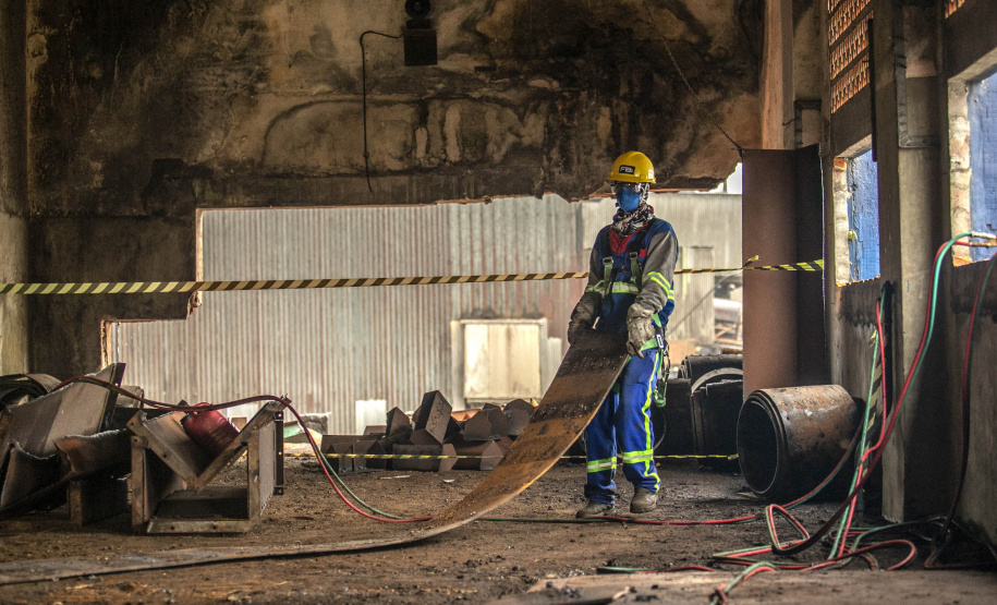 Silo será demolido para dar mais espaço operacional ao Porto de Paranaguá - Paranaguá, 19/08/2021 - Foto: Claudio Neves/Portos do Paraná