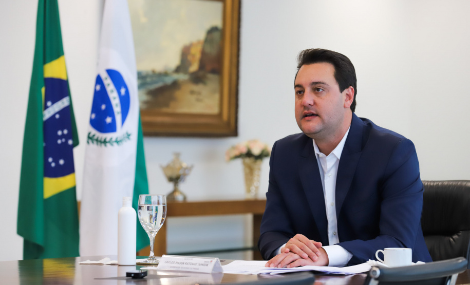 Pacto 1 Infancia O governador Carlos Massa Ratinho Junior participa nesta quinta-feira (19) da cerimônia de adesão dos estados do Sul do Brasil ao Pacto Nacional pela Primeira Infância. A iniciativa, criada pelo Conselho Nacional de Justiça (CNJ), promove seminários temáticos para sensibilizar profissionais do sistema de justiça sobre o Marco Legal da Primeira Infância. 19/08/2021 - Foto: Geraldo Bubniak/AEN