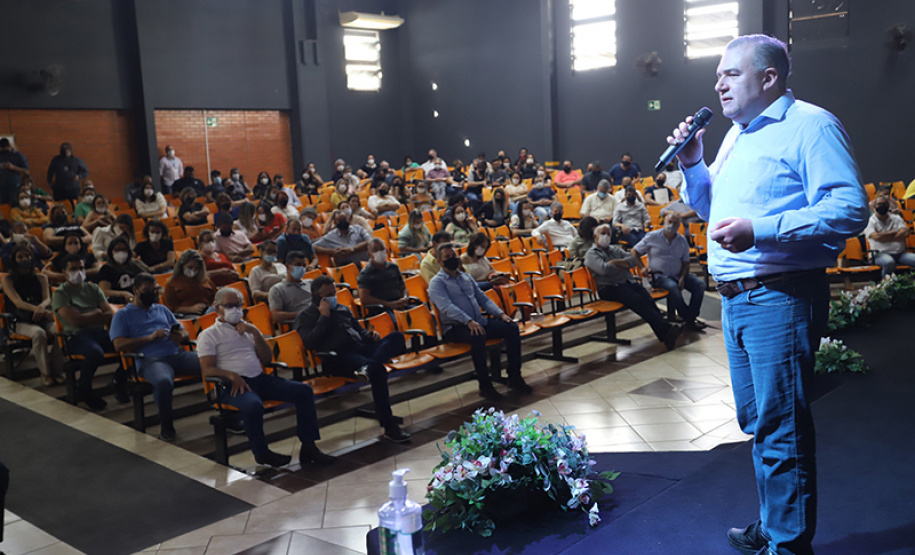 O secretário de Justiça, Família e Trabalho, Ney Leprevost, esteve nesta quarta-feira (18) no município de Cornélio Procópio liderando o processo de interiorização da pasta. A iniciativa contou com presença de diversos prefeitos do Norte e do Norte Pioneiro. Foto: SEJUF