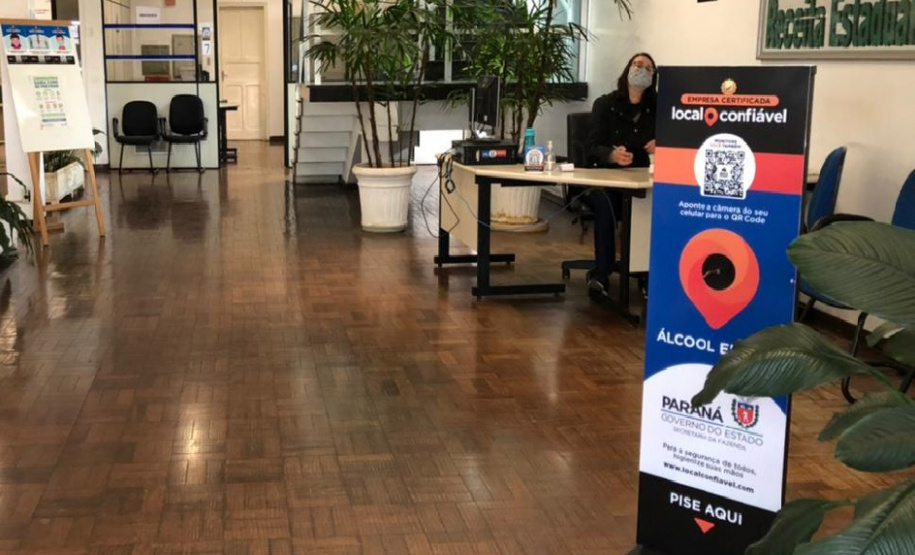 As Agências da Receita Estadual que retomaram os atendimentos presenciais mediante agendamento prévio receberam nesta semana a certificação sanitária da Local Confiável ? uma startup curitibana de monitoramento de normas para empresas.  -  Curitiba, 19/08/2021  -  Foto: SEFA