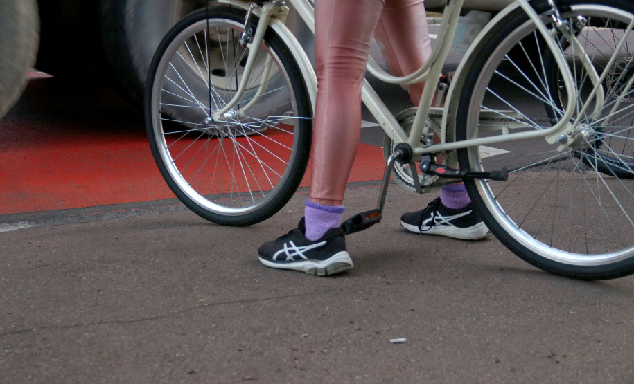 No Dia Nacional do Ciclista, PM relembra cuidados com veículos frageis no trânsito  -  Curitiba, 19/08/2021  -  Foto: SESP-PR