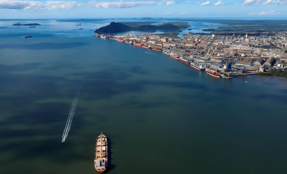 Portos do Paraná retoma comunicação e procedimentos para a derrocagem. Crédito: Rodrigo Félix Leal/SEIL