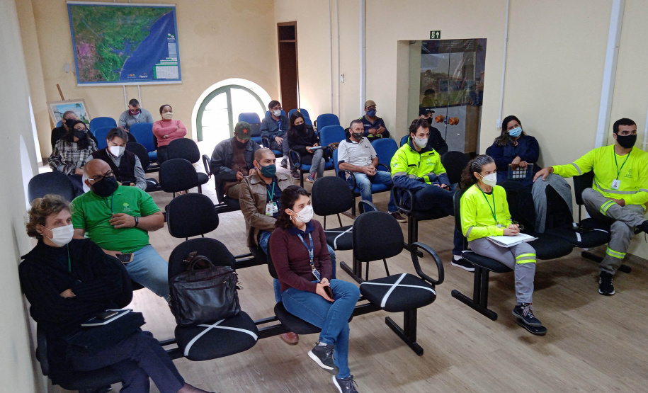 Lideranças comunitárias apoiam Portos do Paraná na implantação do PRAD - Programa vai recuperar áreas degradadas da baía de Antonina e região, com ênfasenas bacias hidrográficas dos rios Cacatu, Faisqueira, Cachoeira e Pequeno  - Paranaguá, 20/08/2021  -  Foto: Fotos Portos do Paraná/Ecotec