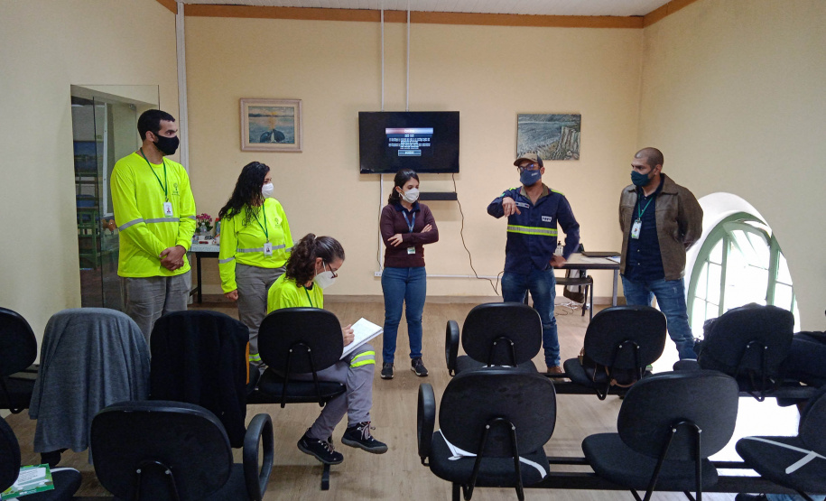 Lideranças comunitárias apoiam Portos do Paraná na implantação do PRAD - Programa vai recuperar áreas degradadas da baía de Antonina e região, com ênfasenas bacias hidrográficas dos rios Cacatu, Faisqueira, Cachoeira e Pequeno  - Paranaguá, 20/08/2021  -  Foto: Fotos Portos do Paraná/Ecotec