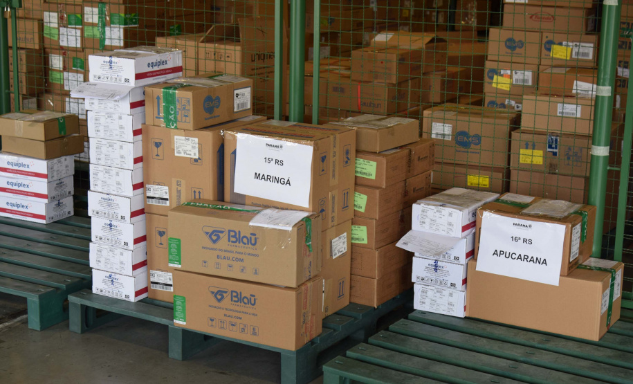 Estado distribui 445.388 vacinas contra a Covid-19 e 49.750 medicamentos para intubação; veja divisão. Foto: Américo Antonio/SESA