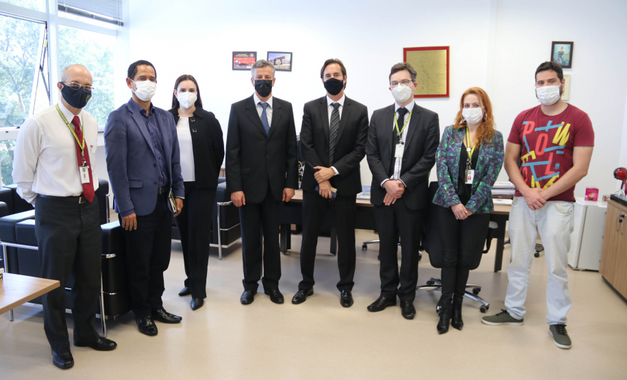 Secretário Nacional de Política sobre drogas visita sede da Polícia Científica do Paraná -  Curitiba, 22/08/2021  -  Foto: SESP-PARANÁ