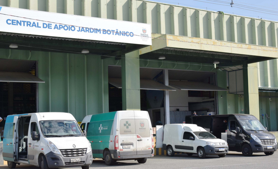 Paraná distribui nesta segunda-feira 223.268 doses de vacinas contra a Covid-19. Foto: Américo Antonio/SESA