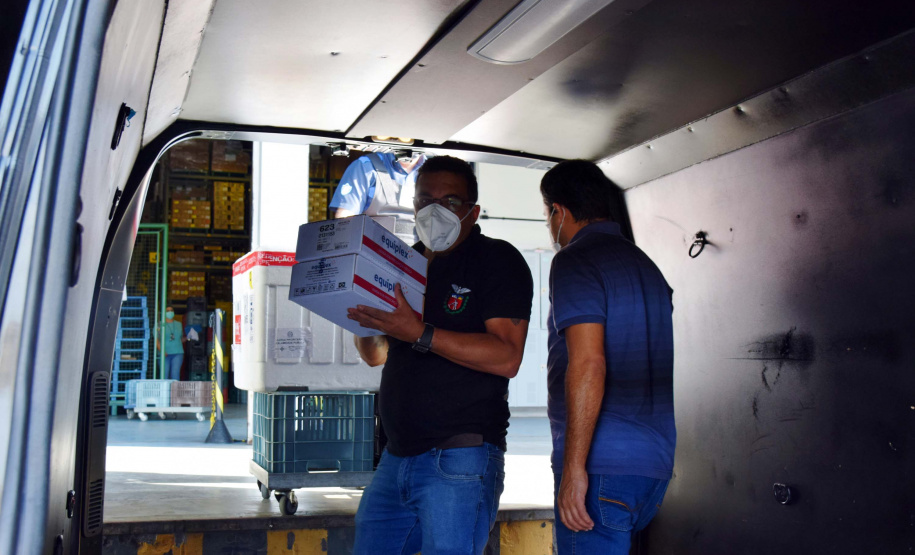 Paraná distribui nesta segunda-feira 223.268 doses de vacinas contra a Covid-19. Foto: Américo Antonio/SESA