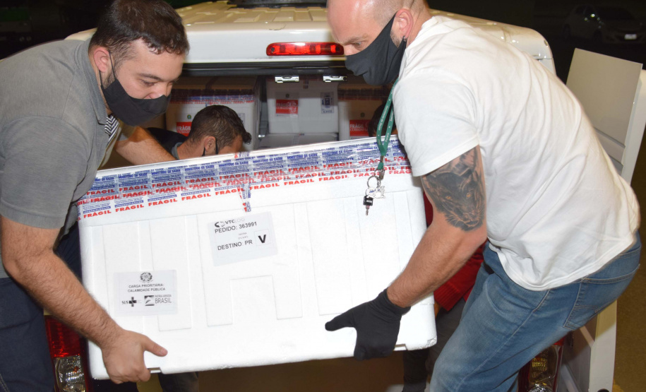 Estado recebe mais 232.250 vacinas contra a Covid-19; lote completa remessa de 435.290 doses. Foto: Américo Antonio/SESA