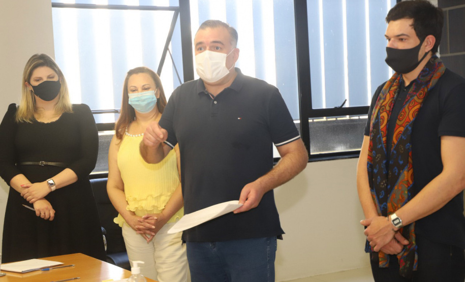 A Secretaria de Justiça, Família e Trabalho assinou nesta segunda-feira (23) um protocolo de intenções com Faculdade Educacional da Lapa (Fael) para o oferecimento de cursos gratuitos em seis áreas. Os cursos serão virtuais e divulgados pelas agências do trabalhador do Paraná.   -  Curitiba, 23/08/2021  -  Foto: SEJUF