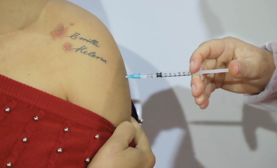 Paraná ultrapassa marca de 10 milhões de doses aplicadas contra a Covid-19.   Foto: Jose Fernando Ogura /AEN