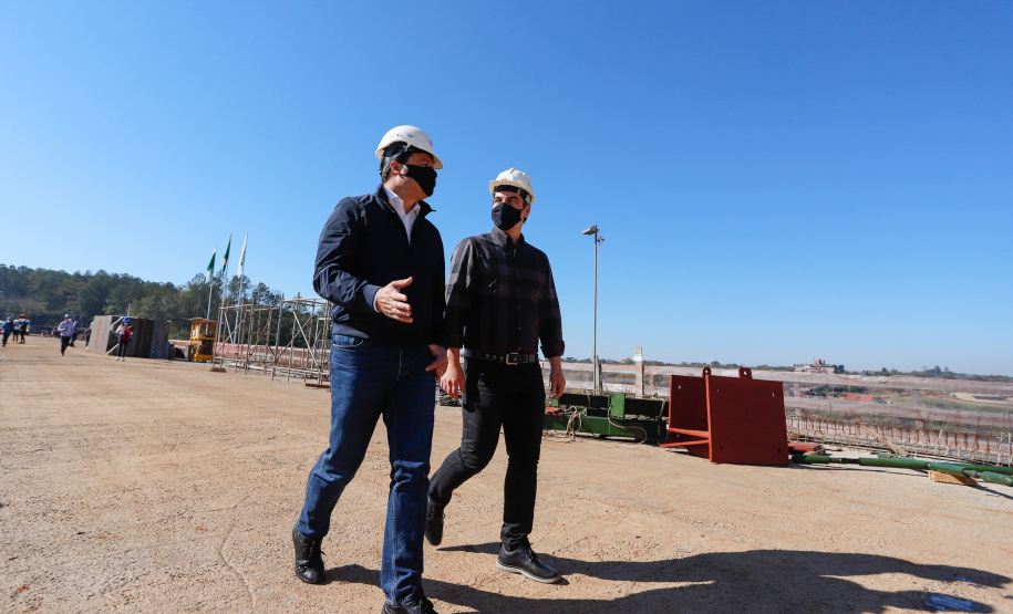 Obra da Ponte da Integração Brasil-Paraguai atinge 67% de execução em agosto. Foto: Rodrigo Felix Leal/AEN