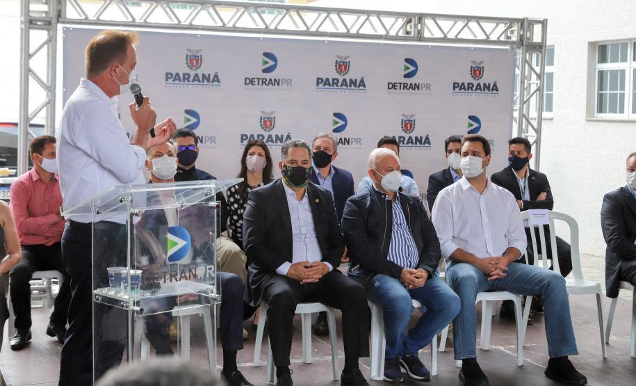 Detran Colombo O governador Carlos Massa Ratinho Junior inaugura nesta quinta-feira (25), Posto avançado do Detran em Colombo. Na foto, o prefeito de Colombo, Helder Lazarotto14/05/2021 - Foto: Geraldo Bubniak/AEN