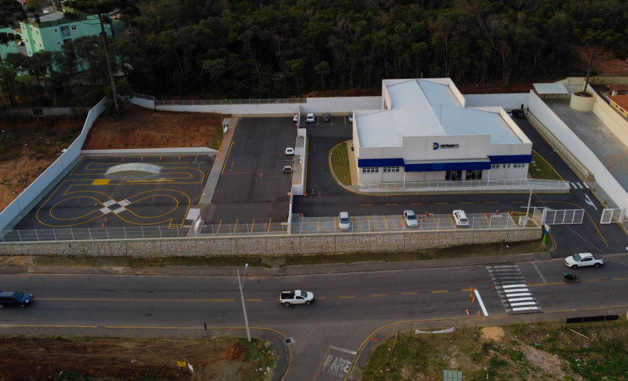 Detran Detran Colombo - Curitiba, 26/08/2021 - Foto: Ari Dias/AEN
