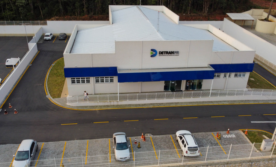 Detran Detran Colombo - Curitiba, 26/08/2021 - Foto: Ari Dias/AEN