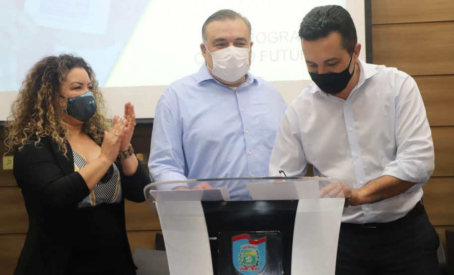 O Governo do Estado oficializou nesta quinta-feira (26) a adesão do município de Paranaguá ao Programa Cartão Futuro, que é executado pela Secretaria de Justiça, Família e Trabalho do Paraná. -  Curitiba, 27/08/2021  -  Foto: SEJUF
