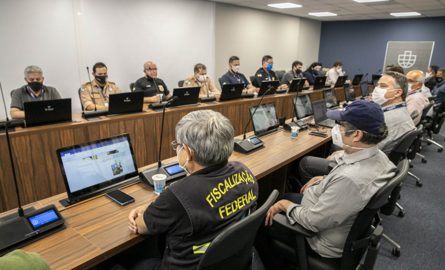 Comissão federal produziu relatório que será usado para melhorias e evolução de todos os sistemas de vigilâncias aplicados pela Portos do Paraná. - Foto:  de Claudio Neves/Portos do Paraná