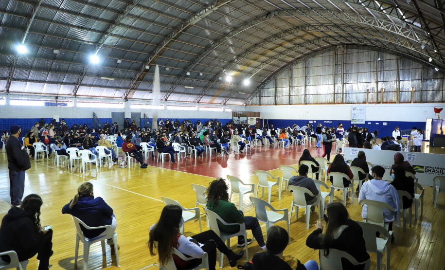 Vacinação de jovens e adolescentes contra a Covid-19 em Toledo. - Toledo 27/08/2021  -  Foto: José Fernando Ogura/AEN