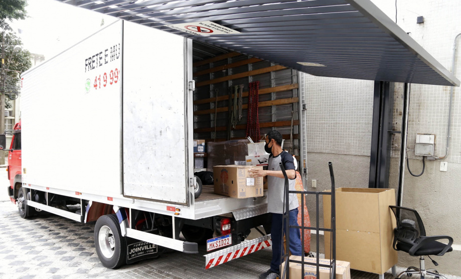 Setores de comércio e serviços lideram alta de empregos e apontam para cenário promissor no segundo semestre Foto: Gilson Abreu/AEN