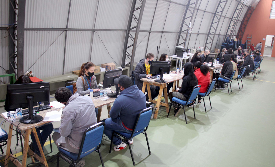 Feira da Cidadania com serviços públicos gratuitos chega à comunidade do Tatuquara. Foto: SEJUF
