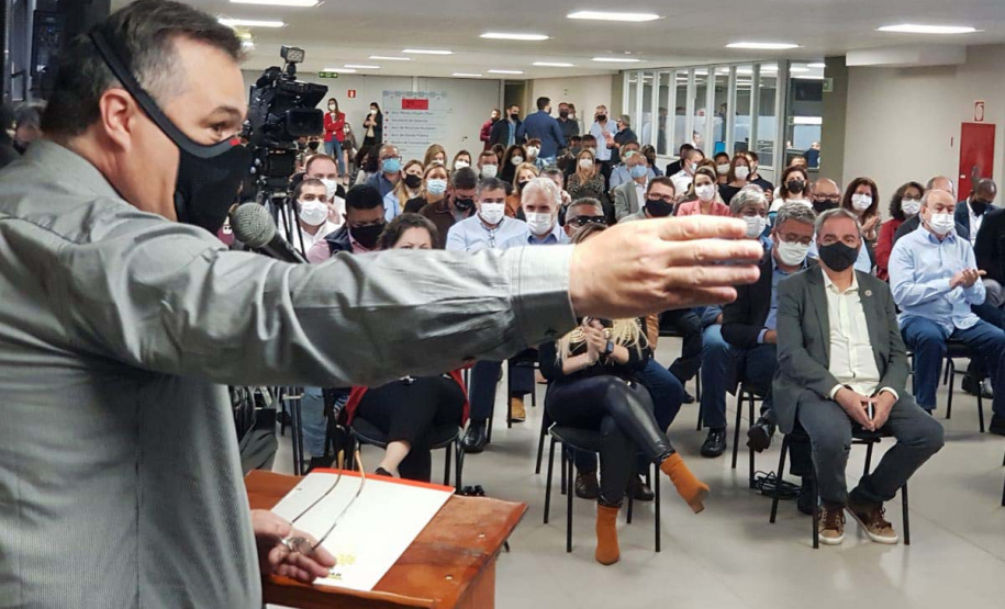 O secretário de Estado da Saúde, Beto Preto, participou do lançamento do Centro Especializado de Reabilitação (CER) III nesta sexta-feira (27), representando o governador Carlos Massa Ratinho Junior, em Londrina. O investimento de mais de R$ 5 milhões foi assegurado pelo Ministério da Saúde. Foto:SESA