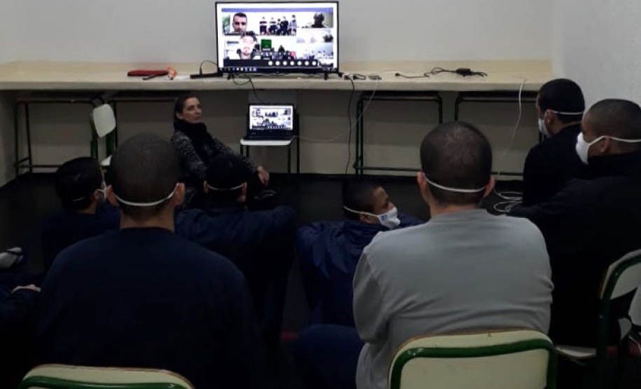 A Secretaria de Justiça, Família e Trabalho, através do Departamento de Atendimento Socioeducativo e do Cense Londrina II, conquistou o recebeu o prêmio "Prioridade Absoluta do Conselho Nacional de Justiça? pelo projeto ?Clube da Leitura? (1º lugar) e ?Se Liga RAPaz? (2º lugar) pela categoria Poder Público.  -  Curitiba, 30/08/2021  -  Foto: SEJUF
