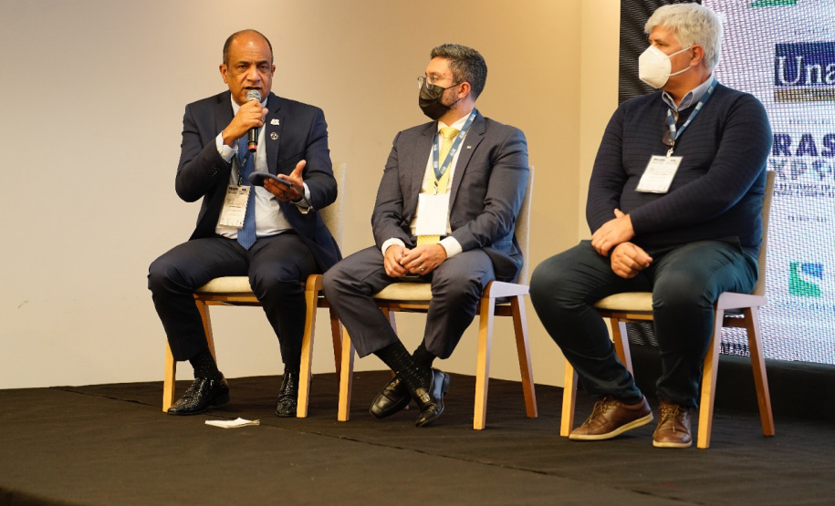 Porto do Sul debatem a atividade portuária
Imagens dos representantes da Portos do Paraná no evento. Foto: Robert Silva/Sul Export