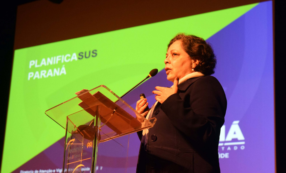 O Governo do Estado vai aportar R$ 50 milhões em 2022 para os procedimentos cirúrgicos eletivos. O anúncio foi feito nesta segunda-feira (30) pelo secretário de Estado da Saúde, Beto Preto, em reunião com a participação do vice-governador Darci Piana, diretores das 22 Regionais de Saúde, equipes técnicas, além de gestores e representantes municipais no evento ?Saúde em frente?. Foto: Américo Antonio/SESA