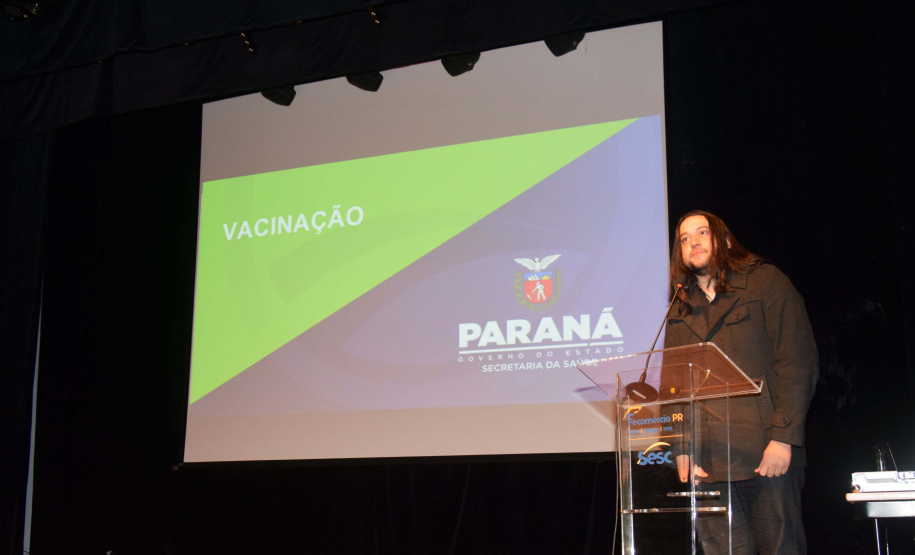 O Governo do Estado vai aportar R$ 50 milhões em 2022 para os procedimentos cirúrgicos eletivos. O anúncio foi feito nesta segunda-feira (30) pelo secretário de Estado da Saúde, Beto Preto, em reunião com a participação do vice-governador Darci Piana, diretores das 22 Regionais de Saúde, equipes técnicas, além de gestores e representantes municipais no evento ?Saúde em frente?. Foto: Américo Antonio/SESA