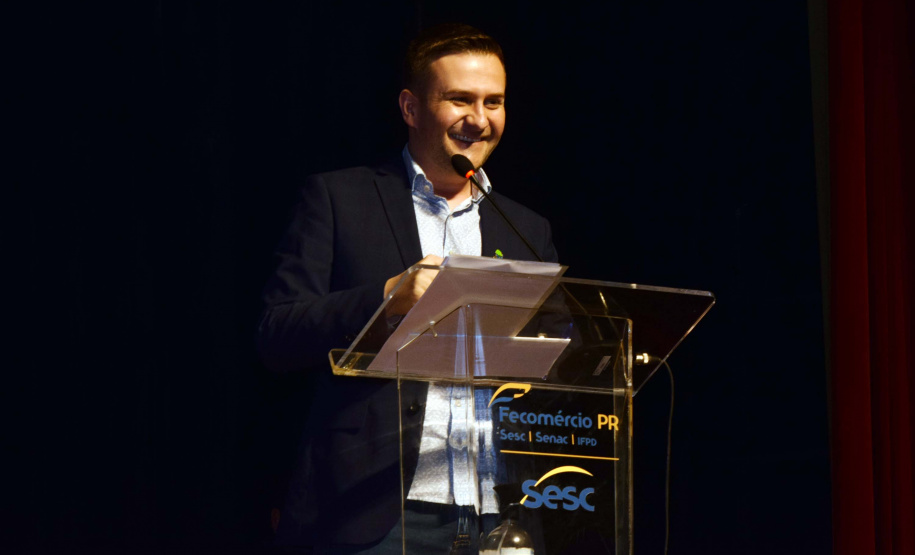 O Governo do Estado vai aportar R$ 50 milhões em 2022 para os procedimentos cirúrgicos eletivos. O anúncio foi feito nesta segunda-feira (30) pelo secretário de Estado da Saúde, Beto Preto, em reunião com a participação do vice-governador Darci Piana, diretores das 22 Regionais de Saúde, equipes técnicas, além de gestores e representantes municipais no evento ?Saúde em frente?. Foto: Américo Antonio/SESA