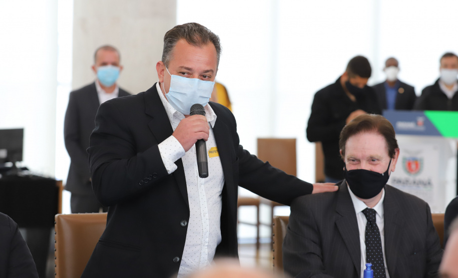 Hosp Filantropicos O governador Carlos Massa Ratinho Junior assina  nesta terça-feira (31)  novos contratos com Hospitais Filantrópicos, Santa Casa de Cambé,  Hospital Sao Rafael de Rolândia e Hospital  Cristo Rei de Ibiporã.  Na foto,  o prefeito de Cambe, Conrado Scheller .  31/08/2021 - Foto: Geraldo Bubniak/AEN