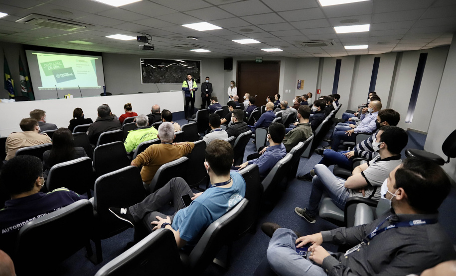 A Publix passou o bastão e, agora, a empresa pública segue a implantação definitiva do Projeto Orgulho de Ser Portos do Paraná, de governança e reestruturação para resultados.  -  Paranaguá, 31/08/2021  -  Foto: Claudio Neves/Portos do Paraná