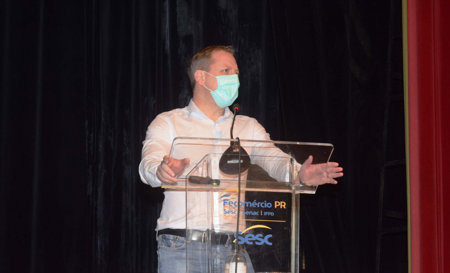 Secretaria de Estado da Saúde formalizou nesta terça-feira (31) a expansão do Programa PlanificaSUS Paraná. A assinatura do Termo de Cooperação Técnica do Programa com o Conselho Municipal de Saúde do Estado (Cosems) foi feita durante o evento “Saúde em frente” e teve a participação de diretores da Sesa e das 22 Regionais de Saúde, equipes técnicas, além de gestores e representantes municipais. Foto:Américo Antonio/SESA