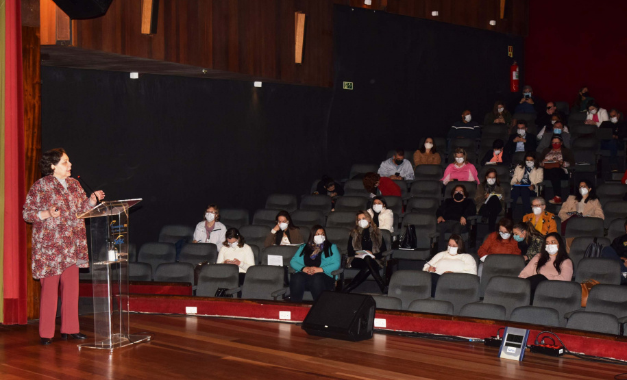 Secretaria de Estado da Saúde formalizou nesta terça-feira (31) a expansão do Programa PlanificaSUS Paraná. A assinatura do Termo de Cooperação Técnica do Programa com o Conselho Municipal de Saúde do Estado (Cosems) foi feita durante o evento “Saúde em frente” e teve a participação de diretores da Sesa e das 22 Regionais de Saúde, equipes técnicas, além de gestores e representantes municipais. Foto:Américo Antonio/SESA