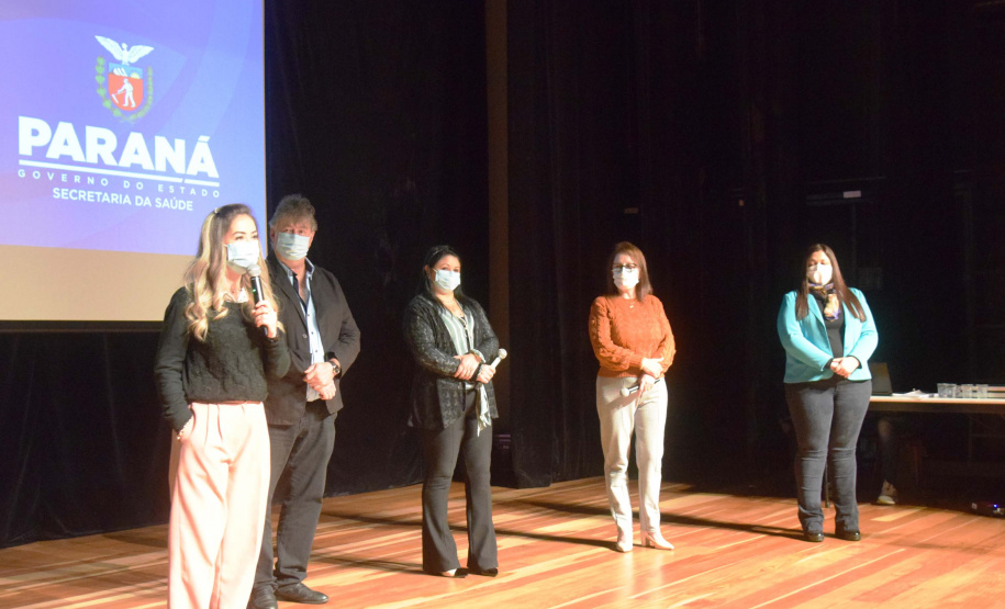 Secretaria de Estado da Saúde formalizou nesta terça-feira (31) a expansão do Programa PlanificaSUS Paraná. A assinatura do Termo de Cooperação Técnica do Programa com o Conselho Municipal de Saúde do Estado (Cosems) foi feita durante o evento “Saúde em frente” e teve a participação de diretores da Sesa e das 22 Regionais de Saúde, equipes técnicas, além de gestores e representantes municipais. Foto:Américo Antonio/SESA