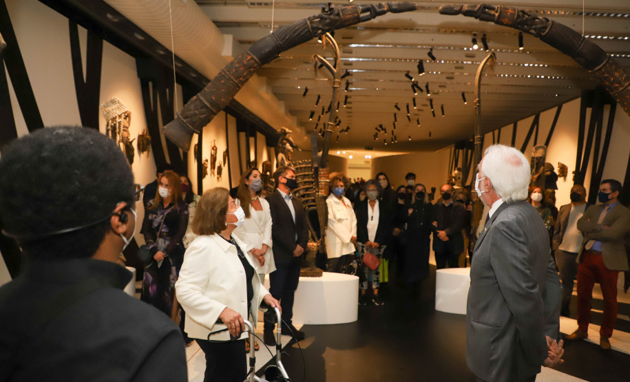 Africa Vice-governador Darci Piana participa da abertura da exposição África, Expressões Artísticas de um Continente, realizada pelo Museu Oscar Niemeyer (MON) Foto: Ari Dias/AEN