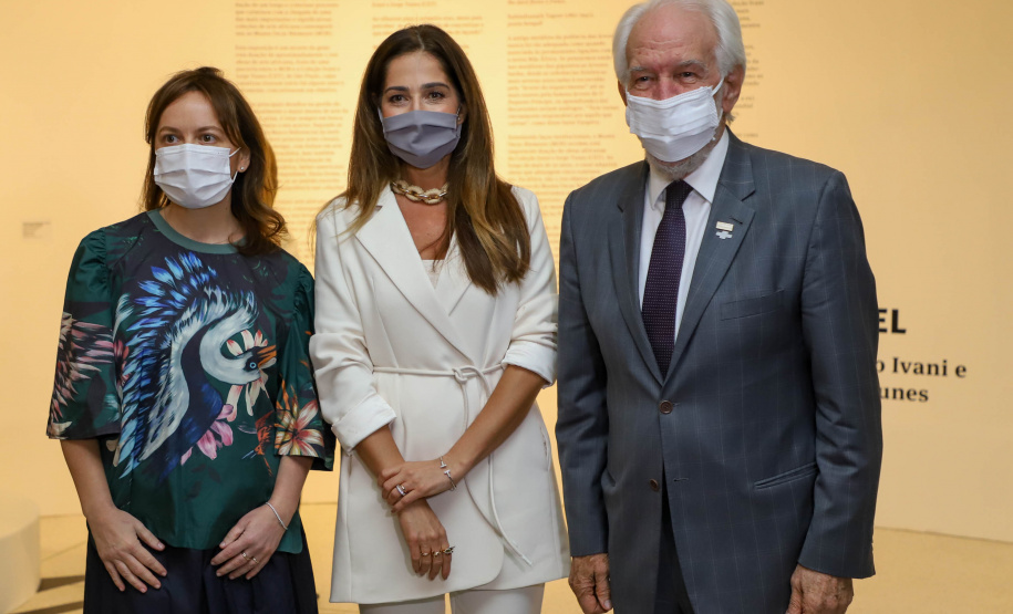 Africa Vice-governador Darci Piana participa da abertura da exposição África, Expressões Artísticas de um Continente, realizada pelo Museu Oscar Niemeyer (MON) Foto: Ari Dias/AEN