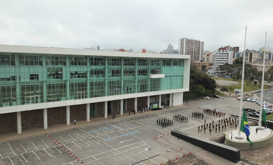 Celebrações da Semana da Pátria, em comemoração aos 199 anos da Independência do Brasil, começaram nesta quarta-feira (1) no Paraná com um evento realizado no Palácio Iguaçu, em Curitiba. 01/09/2021 - Foto: Alessandro Vieira/AEN