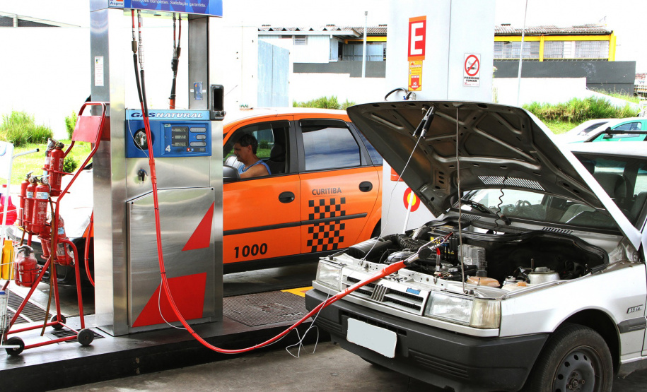 Uso do GNV garante maior rendimento e economia a motoristas do Paraná
. Foto: Compagas