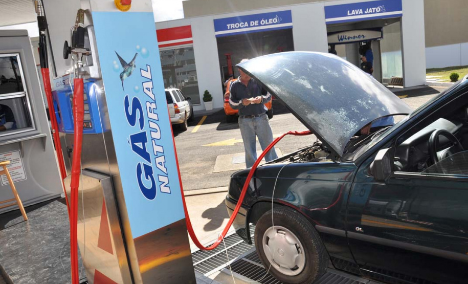 Uso do GNV garante maior rendimento e economia a motoristas do Paraná
. Foto: Compagas