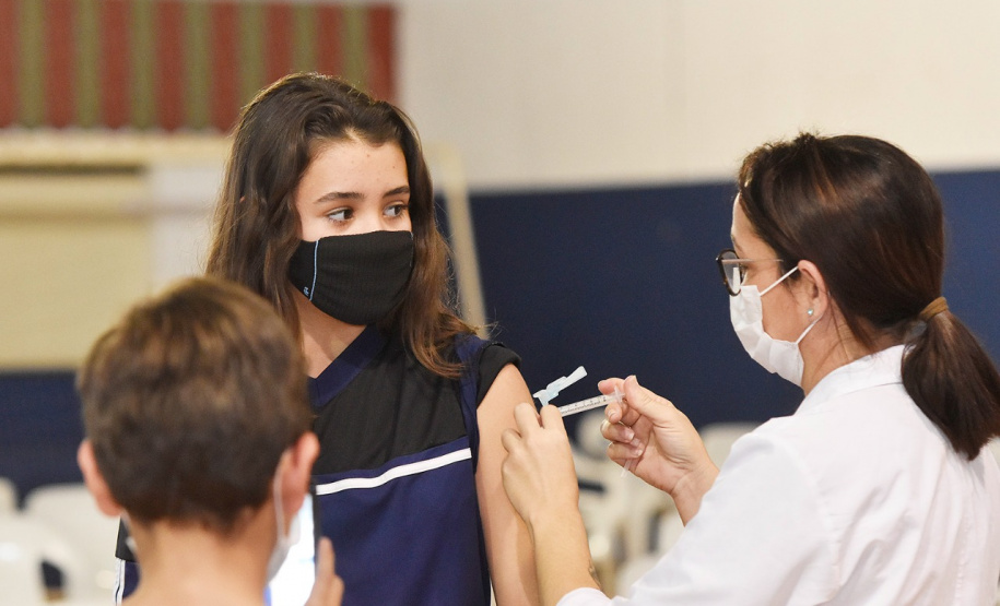 80% dos adolescentes de Toledo já receberam a primeira dose da vacina contra a Covid-19. Foto: Carlos Mini Rodrigues - Prefeitura de Toledo