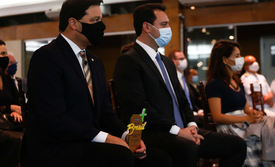 Os portos do Paraná têm a melhor gestão pública do Brasil. O reconhecimento foi feito pelo Governo Federal na segunda edição do Prêmio “Portos + Brasil”, entregue na noite desta quarta-feira (1) pelo Ministério da Infraestrutura. Foto: Jonathan Campos/AEN