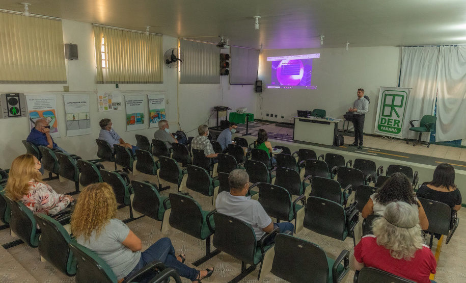 DER/PR discute trabalho e planejamento com escritórios de Londrina e Maringá Foto: DER