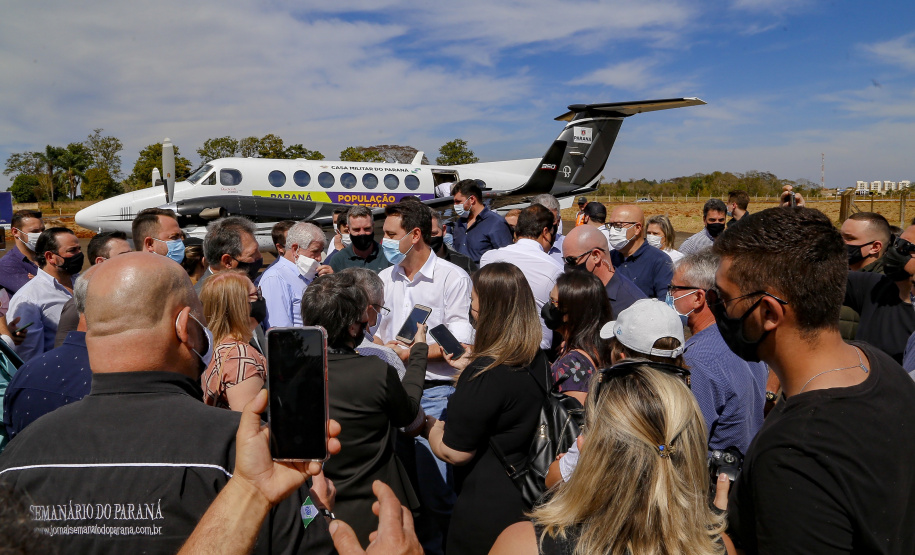 O governador Carlos Massa Ratinho Junior vistoriou, nesta quinta-feira (2), as obras de recapeamento asfáltico da pista do Aeroporto Municipal Aguinaldo Pereira Lima, em Siqueira Campos, região do Norte Pioneiro.   - Siqueira Campos, 02/09/2021  -  Foto: Gilson Abreu/AEN