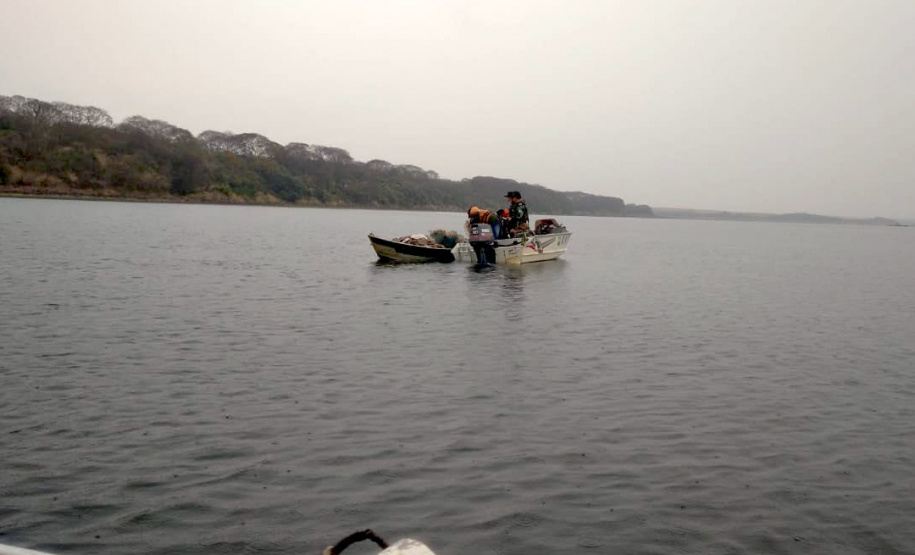 O Instituto Água e Terra (IAT) divulgou, nesta quarta-feira (01), o resultado de uma força-tarefa realizada na última semana na Bacia do Rio das Cinzas, no Norte Pioneiro. Foram identificadas 10 irregularidades, resultando em R$92 mil em multas por crimes relacionados à pesca e floresta. - Curitiba, 02/09/2021 - Foto: IAT