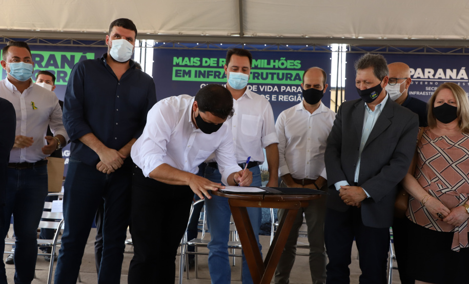 Governador autoriza construção de terceiras faixas na PR-092, entre Jaguariaíva e Santo Antônio da Platina. Foto: Ari Dais/AEN