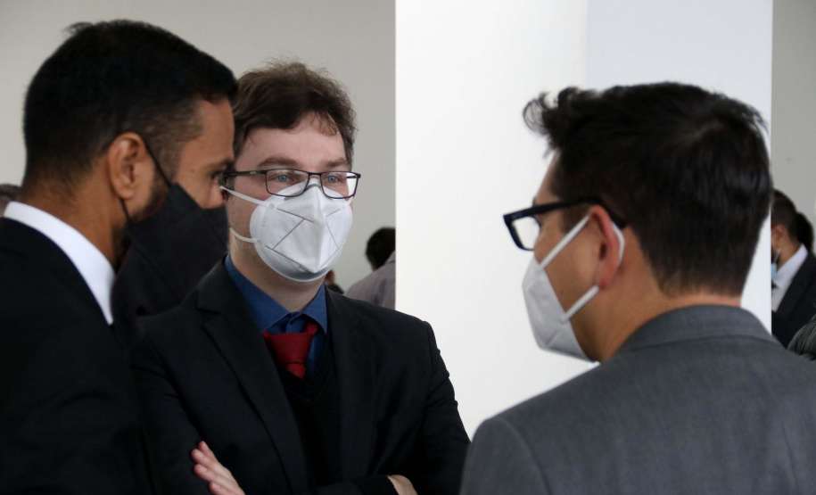 O Departamento de Inteligência do Paraná (DIEP) está recebendo a 23° edição do curso de inteligência cibernética (CIC), promovido pela diretoria de inteligência da Secretaria de Operações Integradas (SEOPI) do Ministério da Justiça e Segurança Pública (MJSP), por meio da integração com a Secretaria da Segurança Pública do Paraná (Sesp)